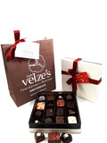 Valentine Chocolates Amsterdam, Valentijn bonbons, Valentijn chocolade Amsterdam, valentijnsdag  Valentines day chocolate gifts with personalised card delivered to your valentine Order online.